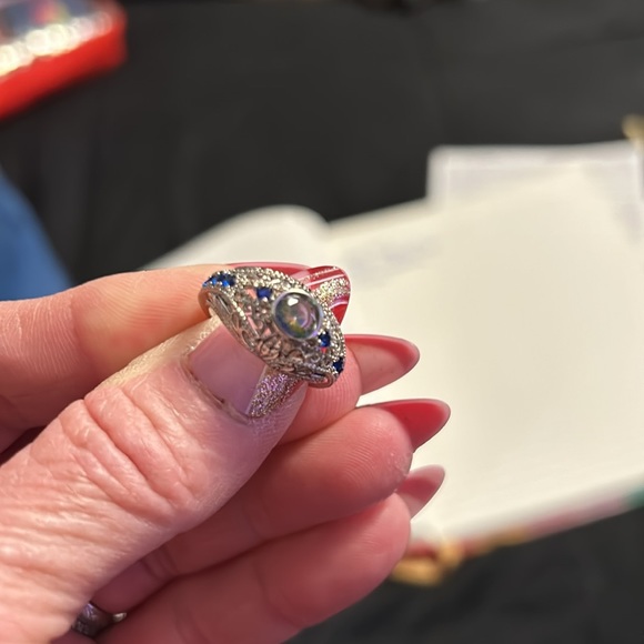 Ring - Picture 5 of 5